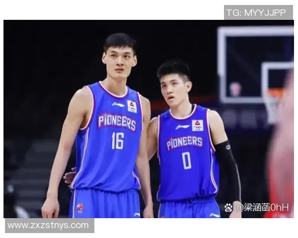 CBA常规赛精彩对决吉林队迎战四川队争夺季后赛席位