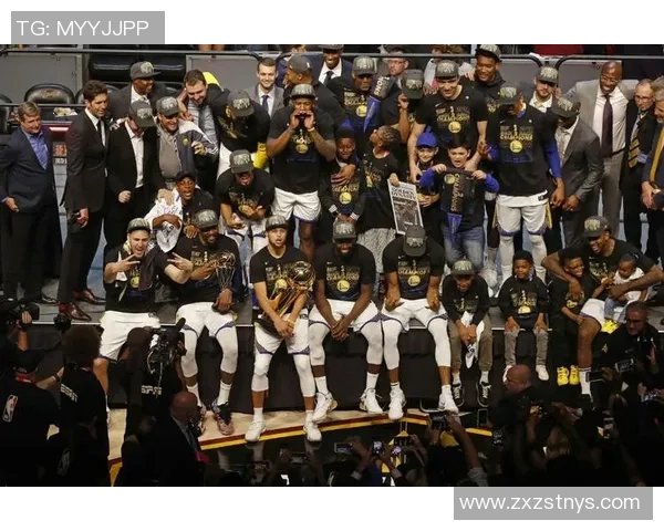 2017年NBA总决赛第四场骑士勇士激战回顾与精彩瞬间解析