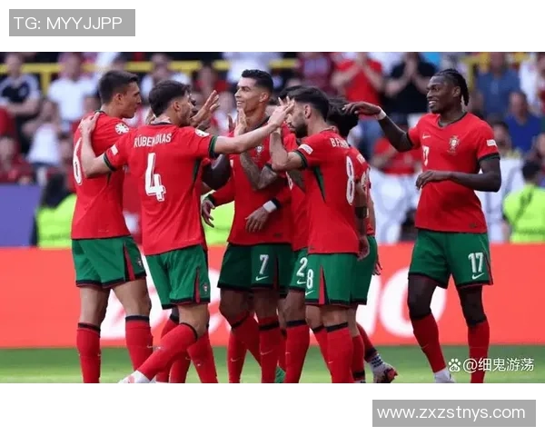 阿尔巴尼与土耳其争夺欧洲杯预选赛关键胜利的激烈对决 阿尔巴尼与土耳其争夺欧洲杯预选赛关键胜利的激烈对决